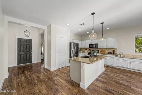 Kitchen - 6992 S View Ln, Gilbert, AZ 85298 photo 1 of 3