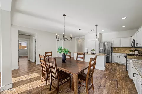 Dining - 6992 S View Ln, Gilbert, AZ 85298 photo 2 of 2