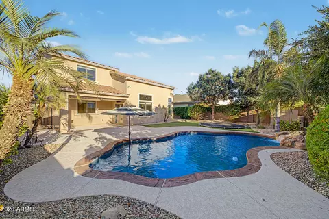 Exterior - 6992 S View Ln, Gilbert, AZ 85298 photo 9 of 19