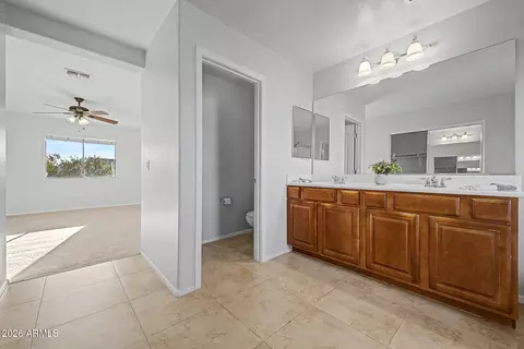Bath - 6992 S View Ln, Gilbert, AZ 85298 photo 2 of 4