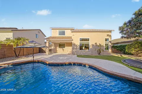 Exterior - 6992 S View Ln, Gilbert, AZ 85298 photo 10 of 19