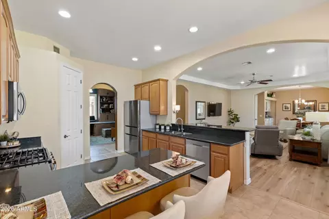 Kitchen - 6940 E Grandview St, Mesa, AZ 85207 photo 4 of 7