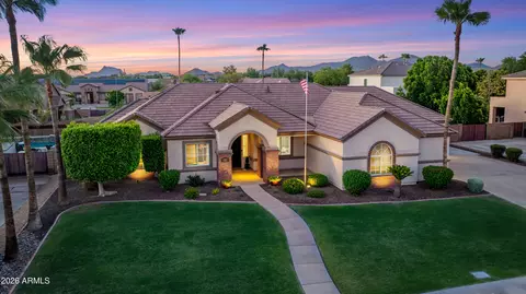 Exterior - 6940 E Grandview St, Mesa, AZ 85207 photo 5 of 22