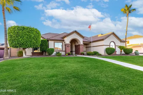 Exterior - 6940 E Grandview St, Mesa, AZ 85207 photo 7 of 22