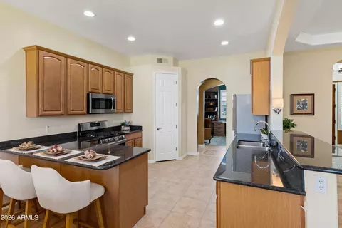 Kitchen - 6940 E Grandview St, Mesa, AZ 85207 photo 5 of 7