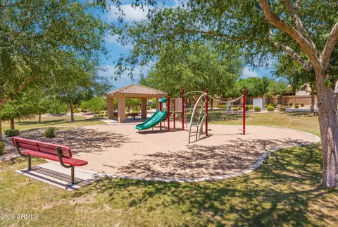 View/Area - 6940 E Grandview St, Mesa, AZ 85207 photo 5 of 6