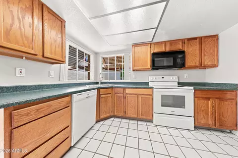 Kitchen - 2059 E Brown Rd #16, Mesa, AZ 85213 photo 1 of 5