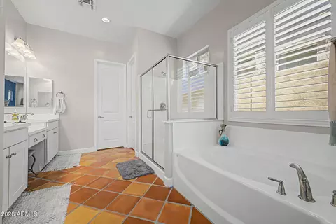 Bath - 1735 N Harper --, Mesa, AZ 85207 photo 1 of 4