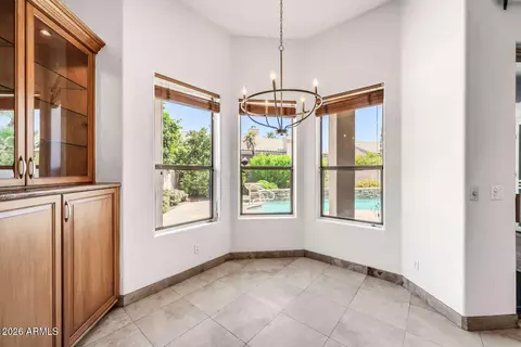 Dining - 1860 E Stephens Dr, Tempe, AZ 85283 photo 3 of 4