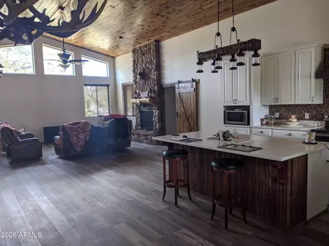 Kitchen - 2207 Four Point Cir, Overgaard, AZ 85933 photo 5 of 5