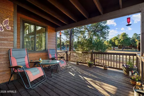 Exterior - 2207 Four Point Cir, Overgaard, AZ 85933 photo 6 of 12
