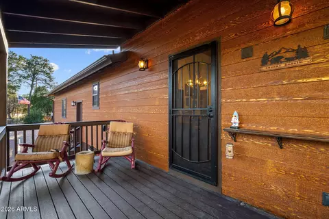 Exterior - 2207 Four Point Cir, Overgaard, AZ 85933 photo 7 of 12