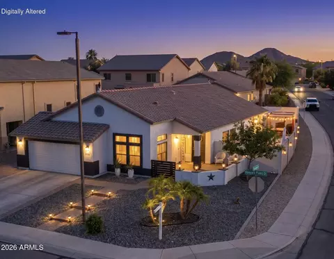 833 W Vineyard Plains Dr, San Tan Valley, AZ 85143