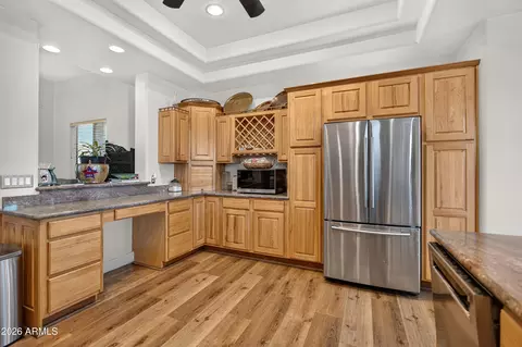 Kitchen - 7113 E Granada St, Mesa, AZ 85207 photo 2 of 6