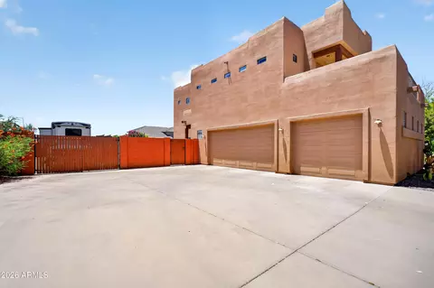 Exterior - 7113 E Granada St, Mesa, AZ 85207 photo 9 of 24