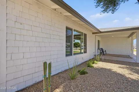 4234 E Winnetka Dr, Phoenix, AZ 85044 photo 4