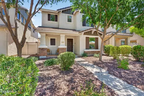 954 S Deerfield Ln, Gilbert, AZ 85296 photo 3