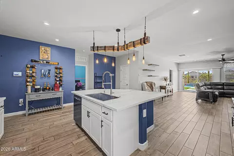 Kitchen - 10286 S Desert View Dr, Apache Junction, AZ 85120 photo 2 of 5