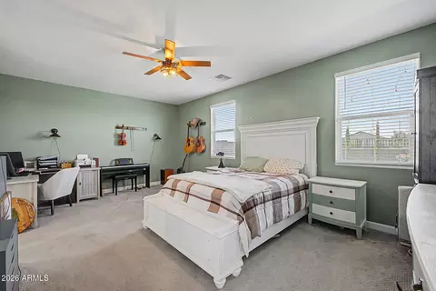 Bedroom - 10286 S Desert View Dr, Apache Junction, AZ 85120 photo 1 of 10