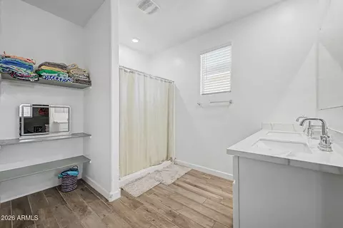 Bath - 10286 S Desert View Dr, Apache Junction, AZ 85120 photo 1 of 2