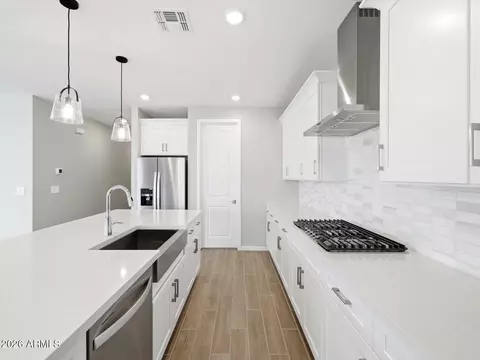 1083 W Haynes Way, Apache Junction, AZ 85120 photo 8