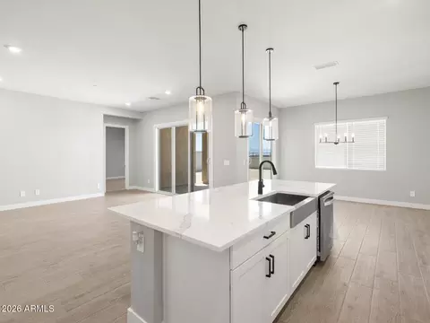 1090 W Haynes Way, Apache Junction, AZ 85120 photo 11