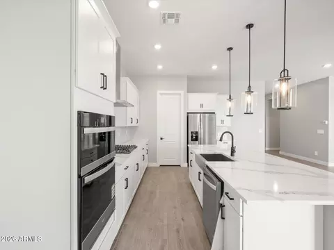 1090 W Haynes Way, Apache Junction, AZ 85120 photo 8