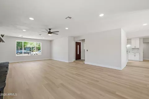 Living - 2617 W Lawrence Rd, Phoenix, AZ 85017 photo 6 of 9