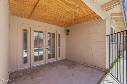 Exterior - 2617 W Lawrence Rd, Phoenix, AZ 85017 photo 3 of 10