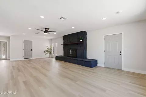 Living - 2617 W Lawrence Rd, Phoenix, AZ 85017 photo 5 of 9