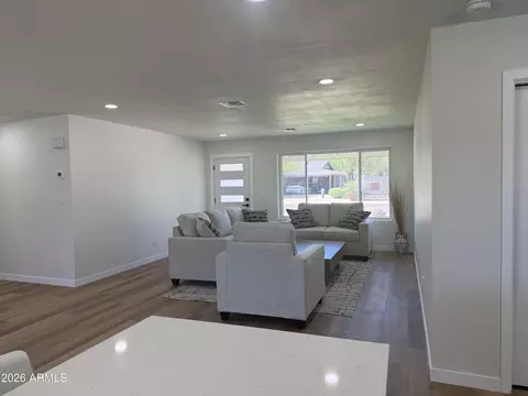 Living - 2836 E Yucca St, Phoenix, AZ 85028 photo 2 of 2