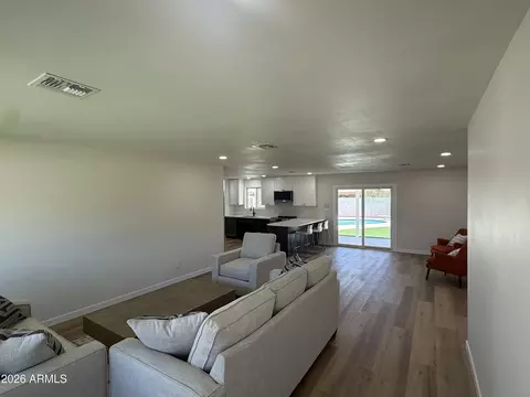 Living - 2836 E Yucca St, Phoenix, AZ 85028 photo 1 of 2