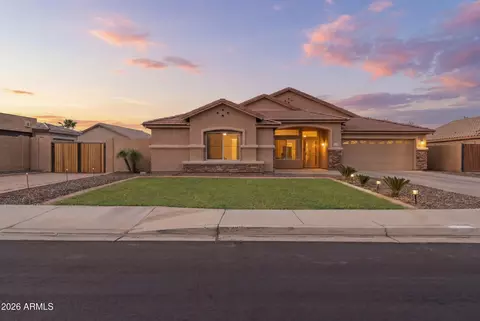 7329 N 82nd Ave, Glendale, AZ 85303