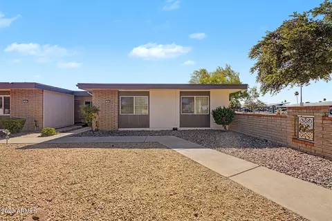 9929 W Hutton Dr, Sun City, AZ 85351