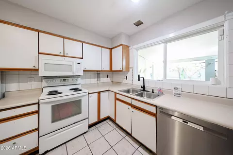 2646 W Wolf St, Phoenix, AZ 85017 photo 17