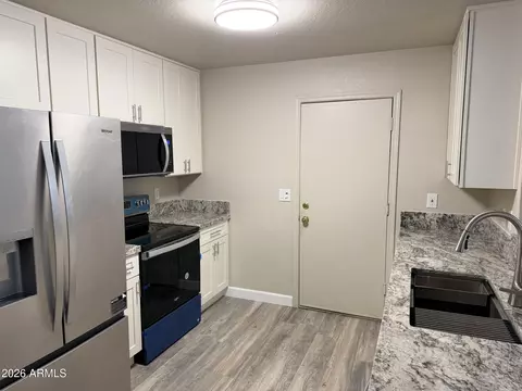 Kitchen - 5033 E Colby St, Mesa, AZ 85205 photo 1 of 3