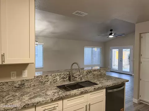 Kitchen - 5033 E Colby St, Mesa, AZ 85205 photo 2 of 3