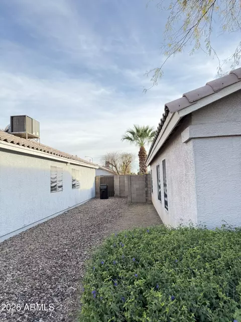 Exterior - 5033 E Colby St, Mesa, AZ 85205 photo 3 of 4