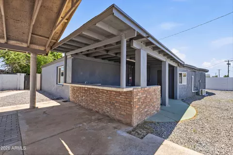 Exterior - 4426 N 34th Dr, Phoenix, AZ 85017 photo 4 of 5