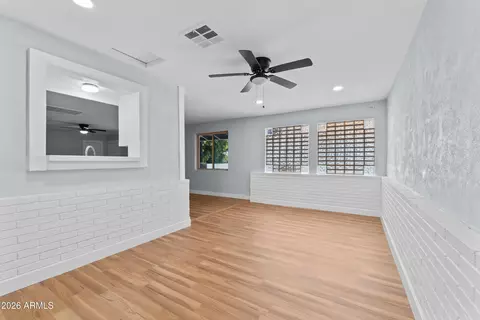 Living - 4426 N 34th Dr, Phoenix, AZ 85017 photo 1 of 3