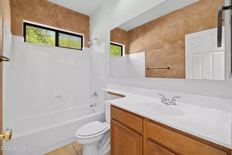 7031 S Golfside Ln, Phoenix, AZ 85042 photo 21