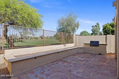 7031 S Golfside Ln, Phoenix, AZ 85042 photo 4