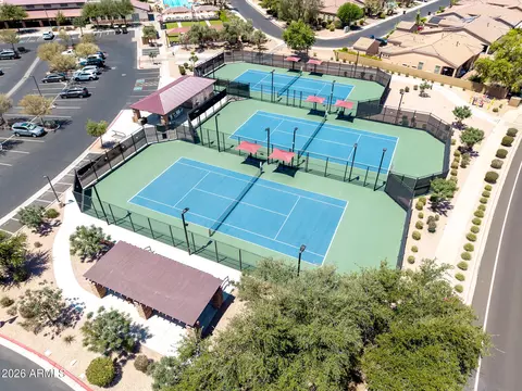 View/Area - 4750 E Blue Spruce Ln, Gilbert, AZ 85298 photo 2 of 17