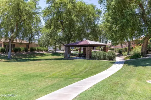 Exterior - 4750 E Blue Spruce Ln, Gilbert, AZ 85298 photo 13 of 15