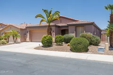 Exterior - 4750 E Blue Spruce Ln, Gilbert, AZ 85298 photo 2 of 15