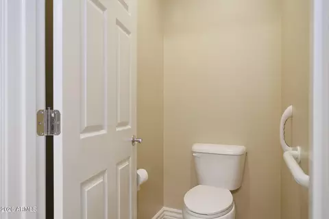 Bath - 4750 E Blue Spruce Ln, Gilbert, AZ 85298 photo 3 of 4