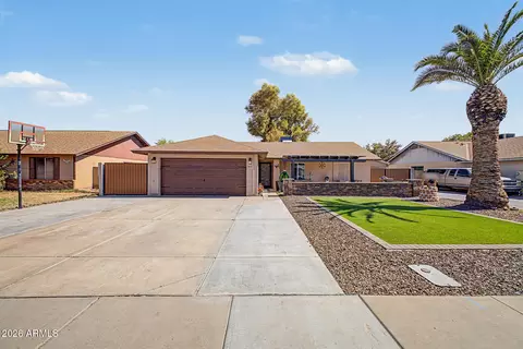 8615 W Diana Ave, Peoria, AZ 85345