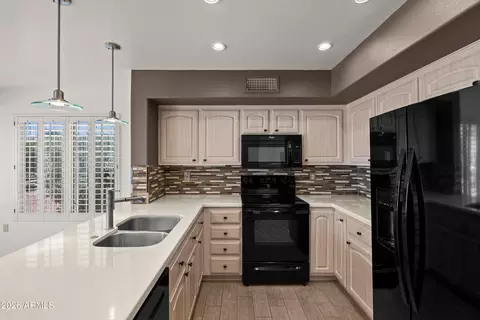 14817 W Heritage Dr, Sun City West, AZ 85375
