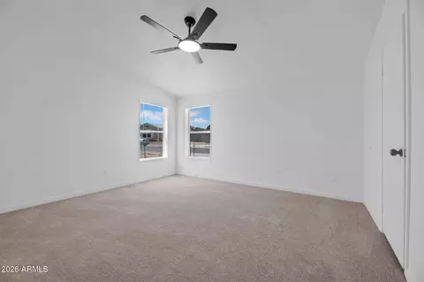 2547 E Tonto Ln, Phoenix, AZ 85050 photo 15