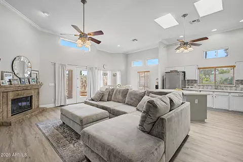4242 E Lupine Ave, Phoenix, AZ 85028 photo 9